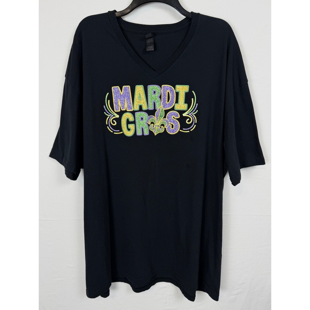 Gildan Men 100% Cotton Shirt 3XL Black Mardi Gras Fleur De Lis V-Neck Tee